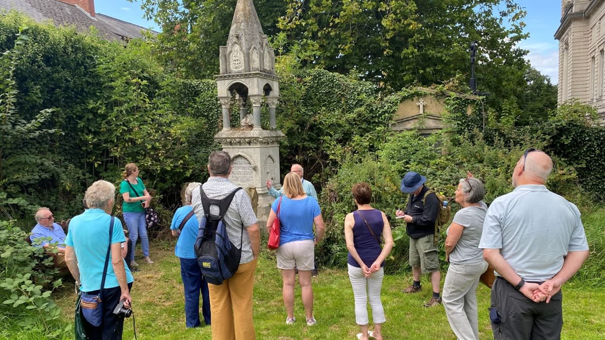 Friar’s Bush Belfast Tours by Cairde na Cille