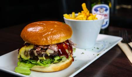 Ryan’s Bar & Restaurant