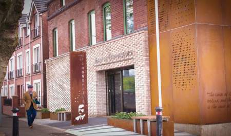 Áras Uí Chonghaile (James Connolly Visitor Centre)