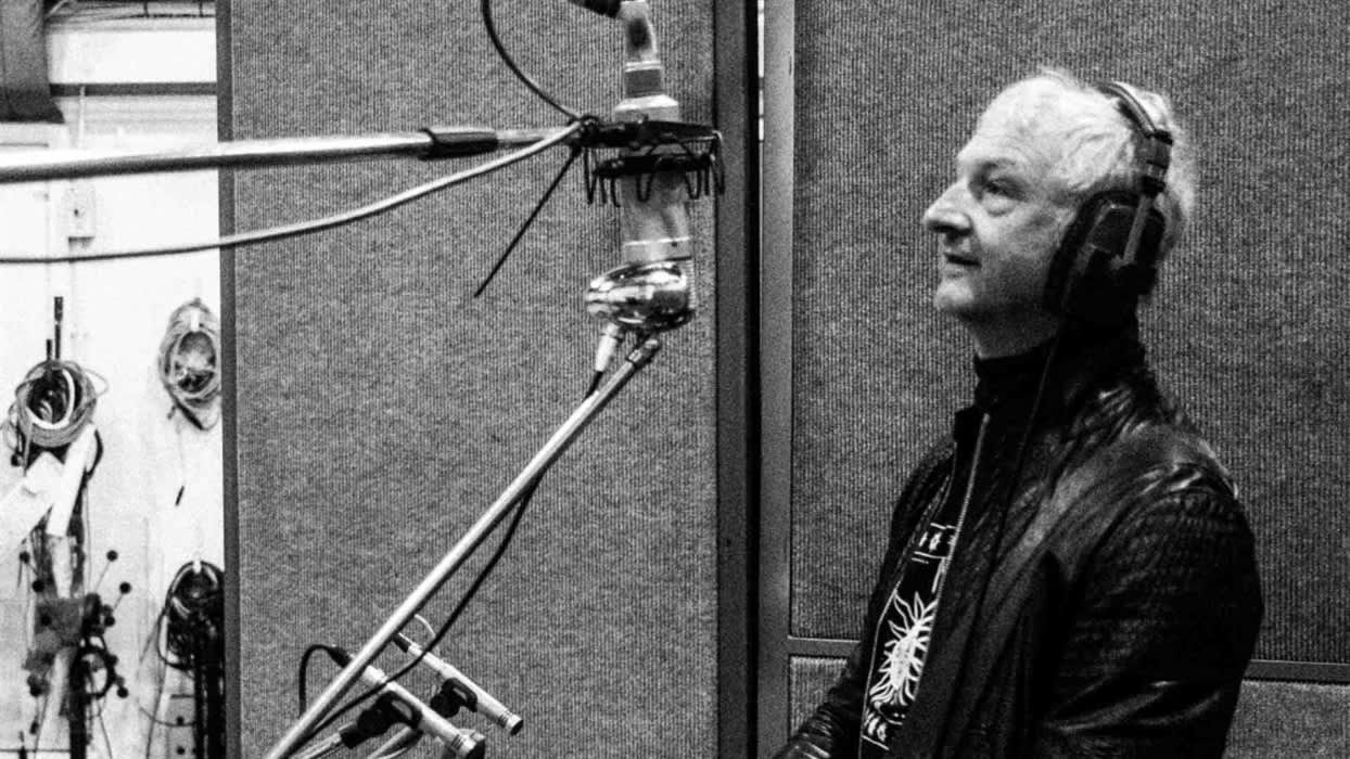 In Conversation With Andy White; 40 Years Since Rave On and A Journey In Life and Art