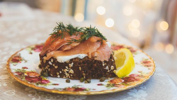 Plate of food at The Lamppost Cafe.