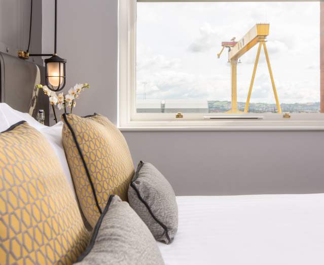 Titanic-Hotel-Belfast-Bathroom